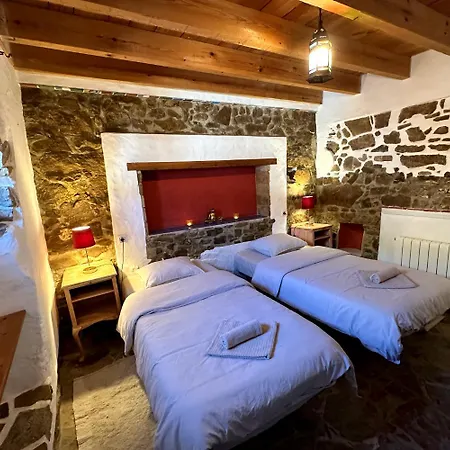 Cinco Lunas VEGETARIAN Guesthouse-2